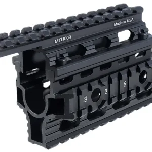UTG MTU009         UNIVERSAL AK QUAD RAIL HANDGRD